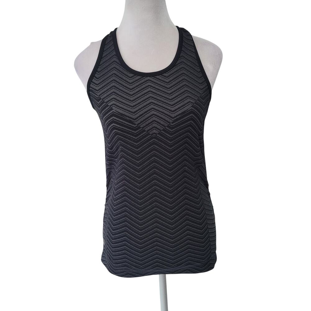 Athleta Size‎ M Black Chevron Racerback Tank Top athleisure workout gym